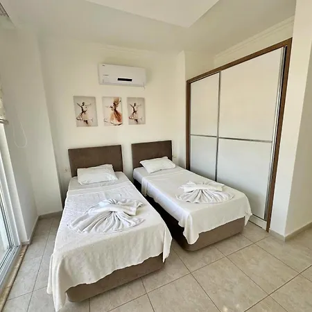 Angel Valley With Private Pool Near Hisaroenue *