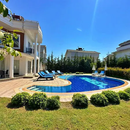 Valley - 4 Bedroom Private Vila *