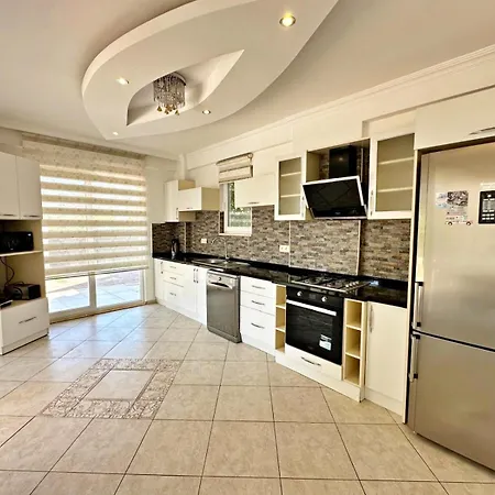 Valley - 4 Bedroom Private וילה